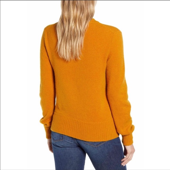 NWT J.crew Crewneck Sweater in Super Soft Yarn - Picture 2 of 6